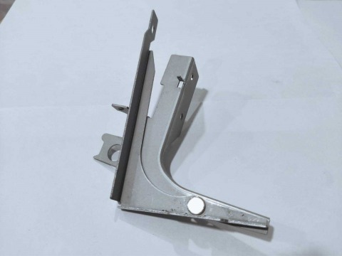 ประกอบชิ้นส่วนโลหะ ระยอง